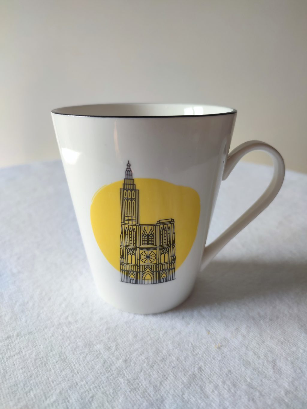 Tasse en porcelaine illustration cathédrale de Strasbourg - Boré Strasbourg Alsace